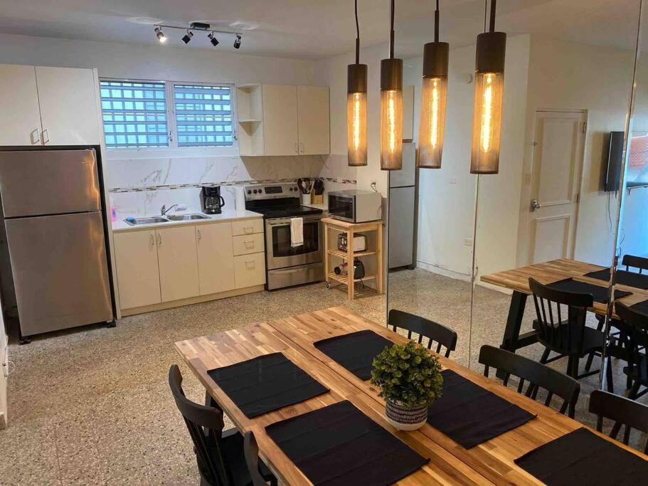 3 Bd By Airport El Yunque Walk To The Beach San Juan Luaran gambar